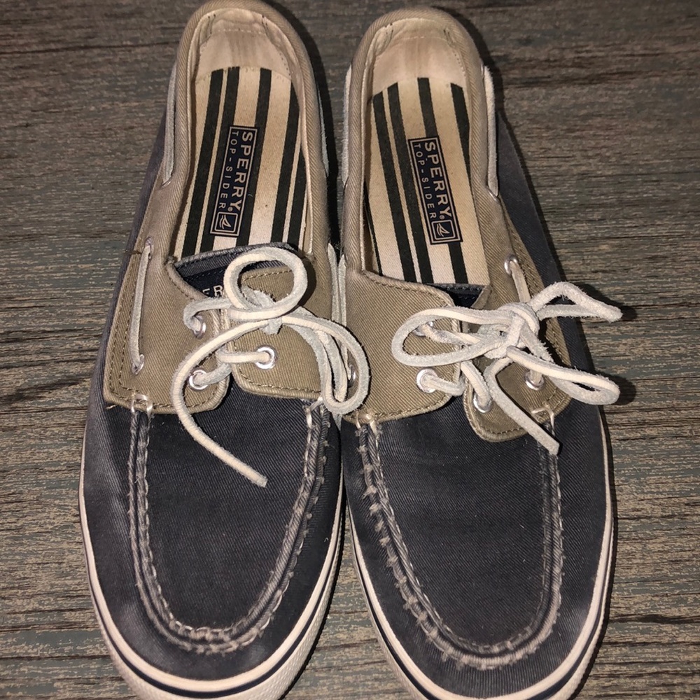 Women’s Navy Sperry
